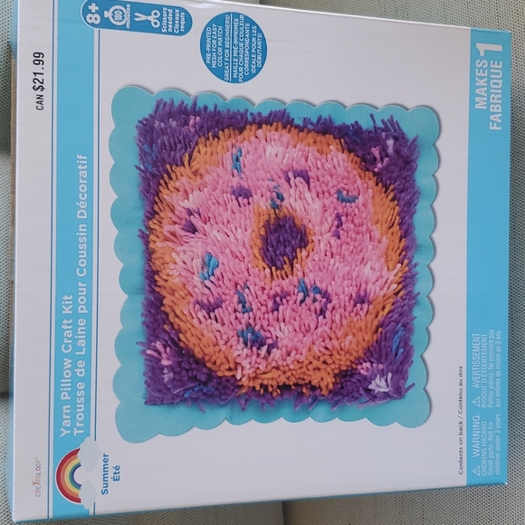 Creatology Office Yarn Pillow Craft Kit Poshmark